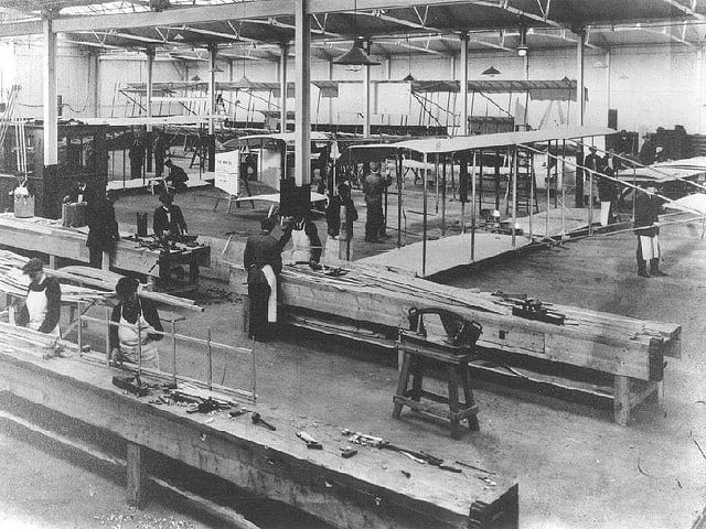 Filton Works - Bristol Boxkite construction filton works bristol boxkite